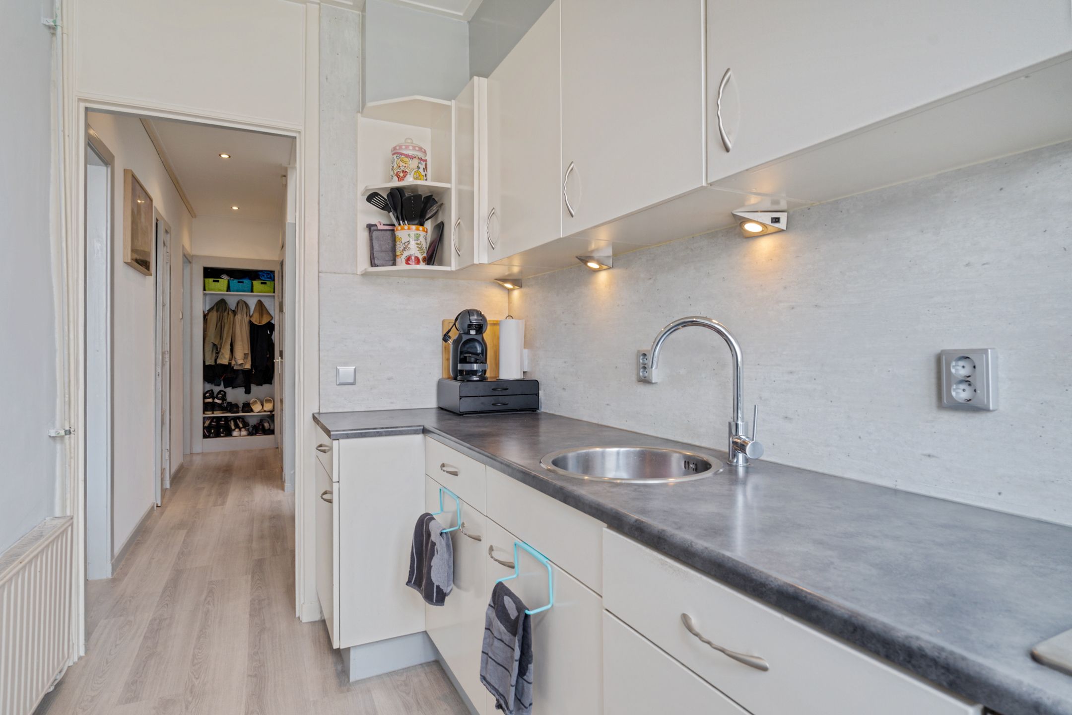 Photo 24 of Burgemeester Knappertlaan 268-C