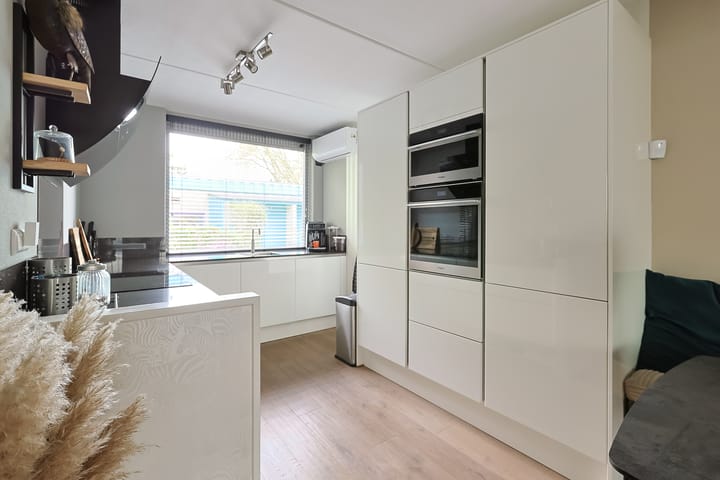 Foto 19 van Ambroziolaan 24