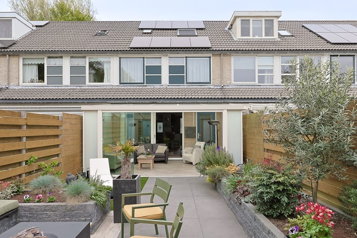 Foto 44 van Ambroziolaan 24