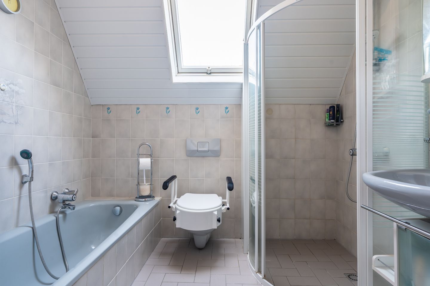 Foto 44 van G. Buwaldaweg 11-C