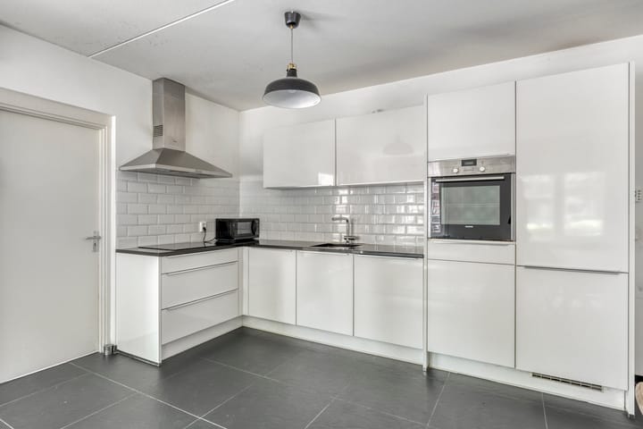 Foto 6 van Molukkenstraat 411