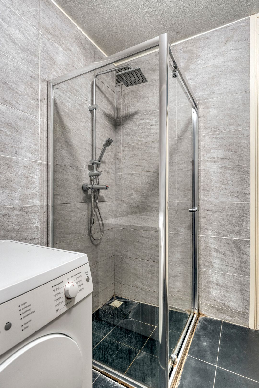 Foto 11 van Molukkenstraat 411