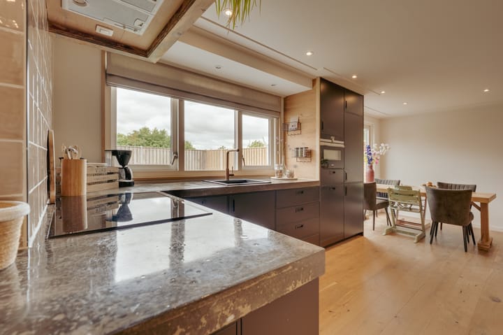 Foto 16 van Sasputsestraat 28