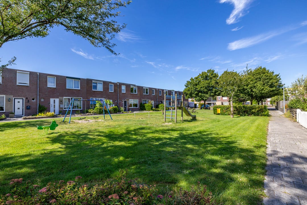 Foto 2 van Schorpioen 104