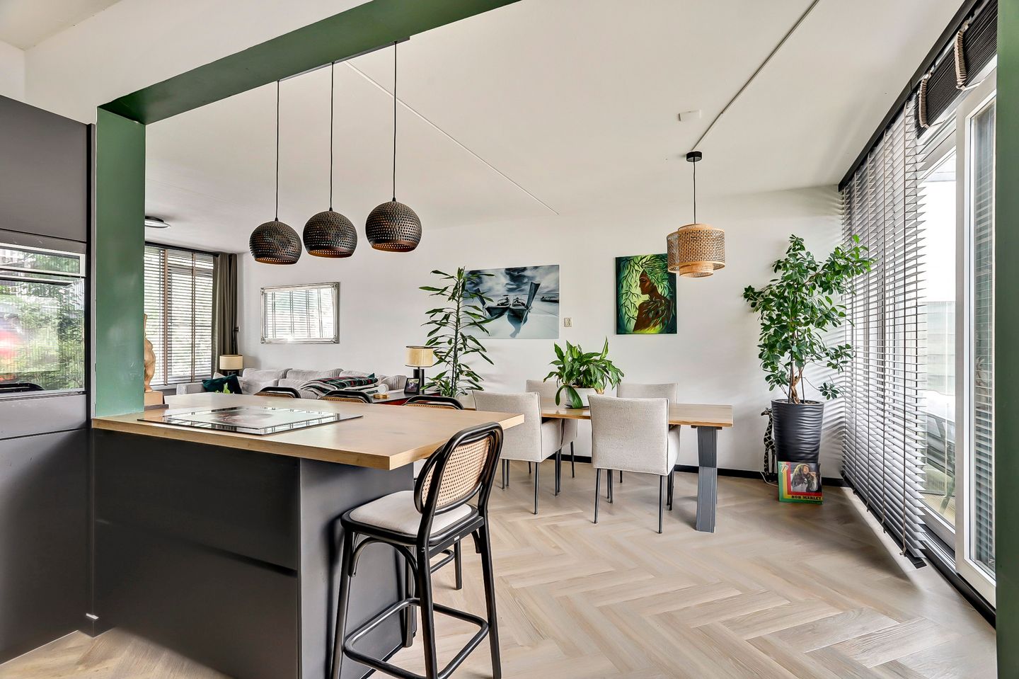 Foto 14 van Edelsteenlaan 31