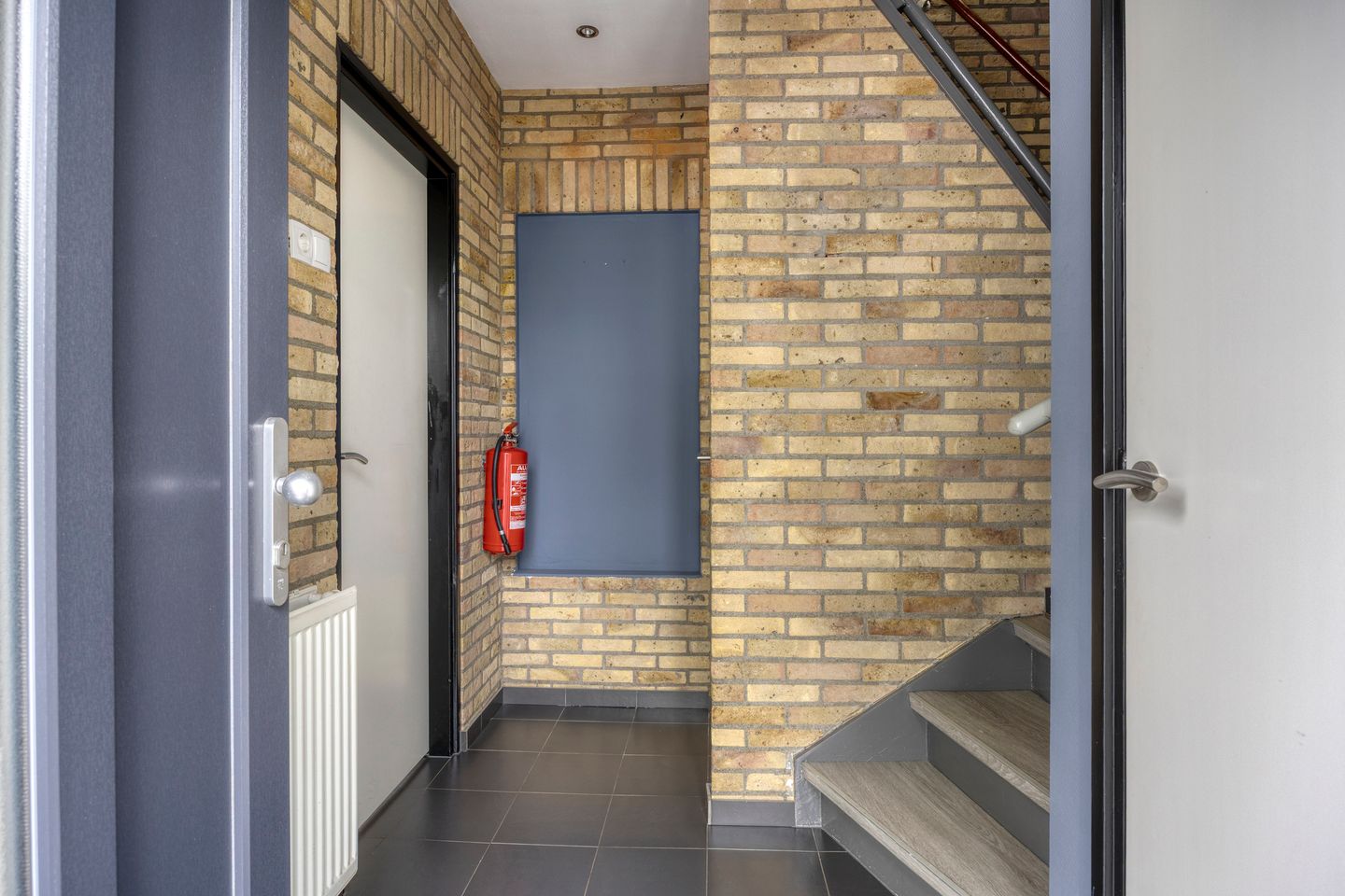 Photo 4 of Merelstraat 109