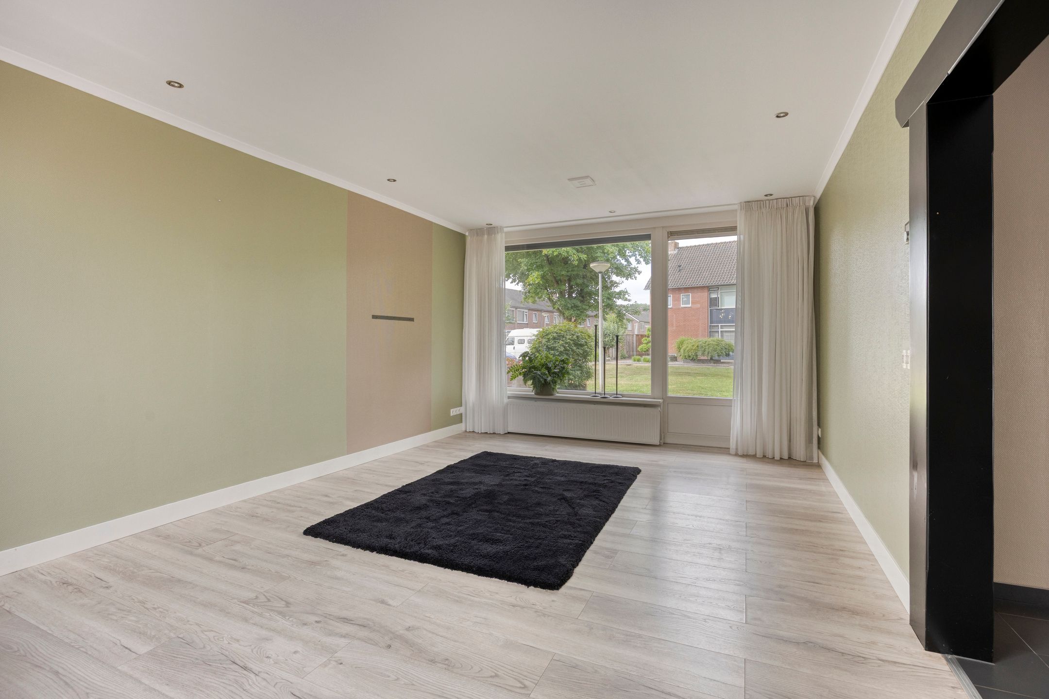 Photo 6 of Merelstraat 109