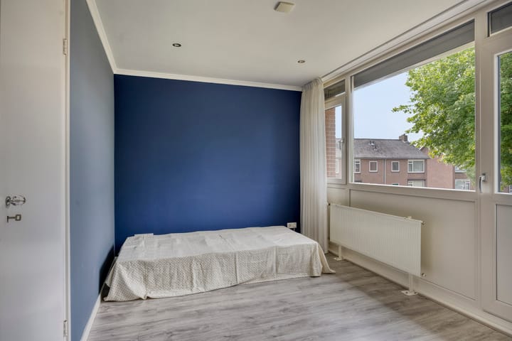 Photo 19 of Merelstraat 109