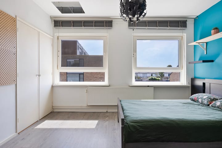 Foto 16 van Jan Luykenlaan 12