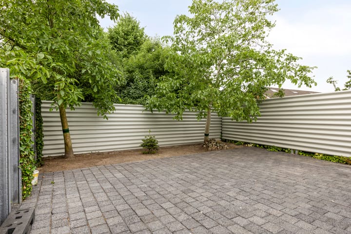 Photo 40 of Merelstraat 109