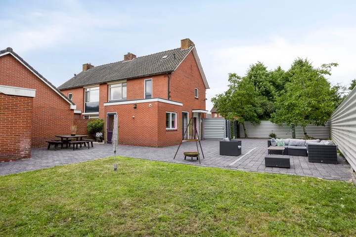 Photo 42 of Merelstraat 109