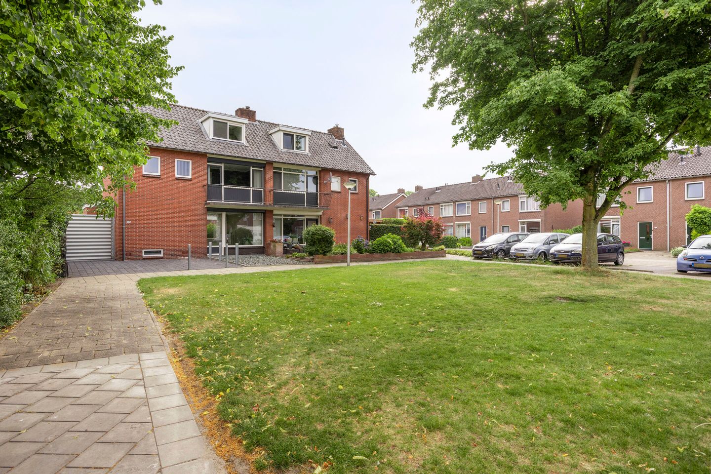 Photo 44 of Merelstraat 109