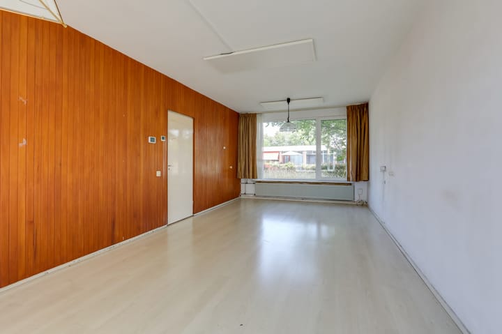 Photo 7 of Leliestraat 5