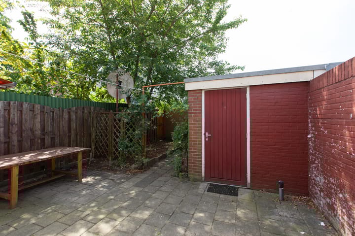 Photo 15 of Leliestraat 5