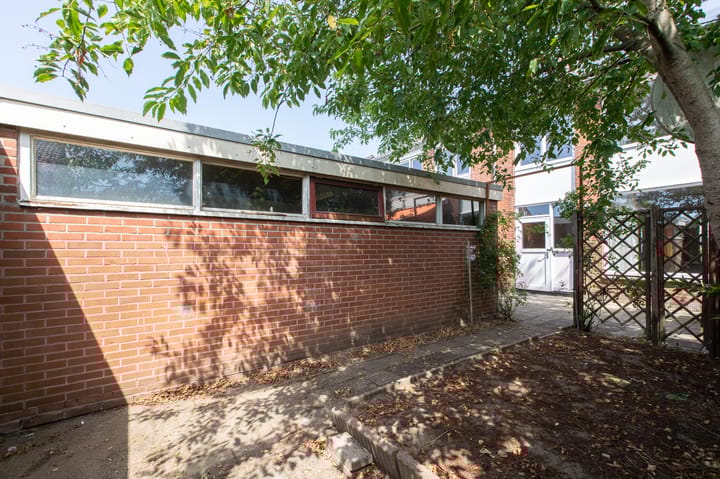 Photo 20 of Leliestraat 5