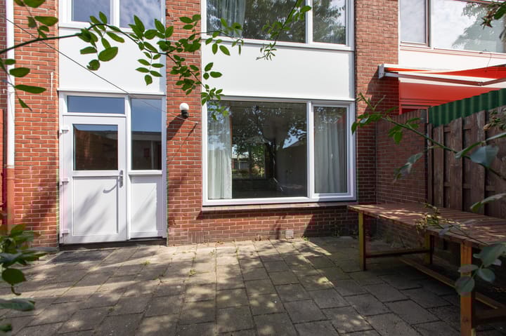 Photo 21 of Leliestraat 5