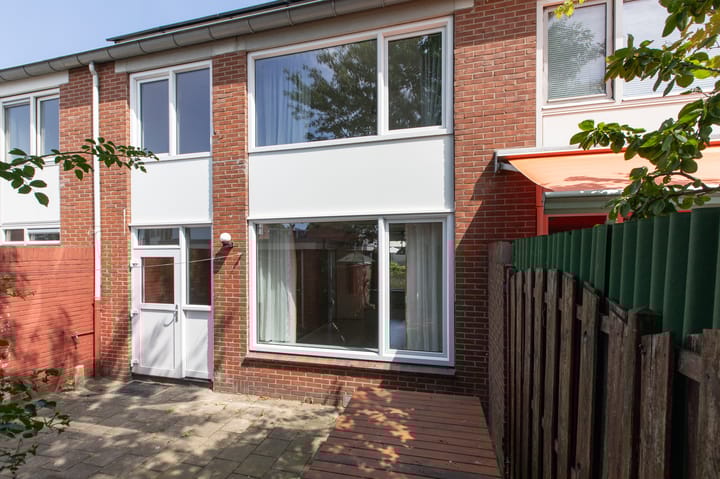 Photo 22 of Leliestraat 5