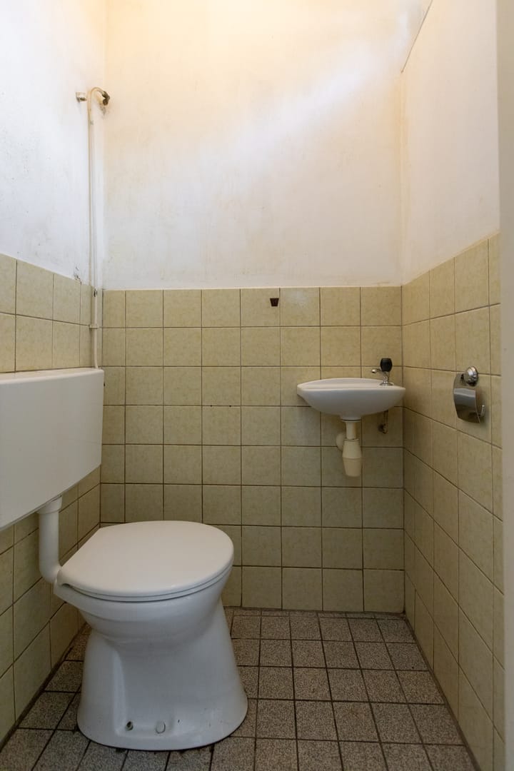 Photo 25 of Leliestraat 5