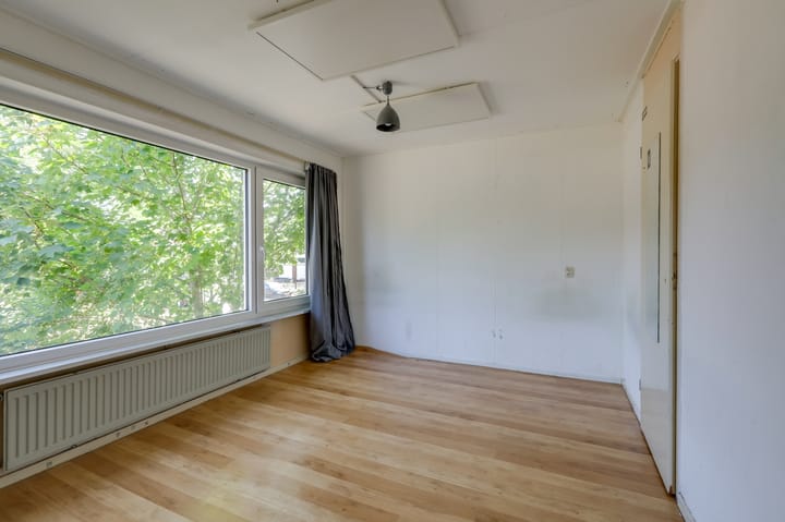 Photo 29 of Leliestraat 5