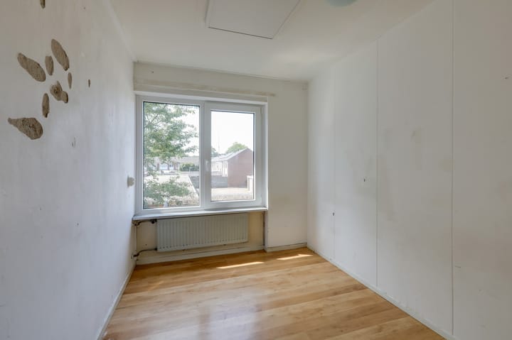 Photo 31 of Leliestraat 5