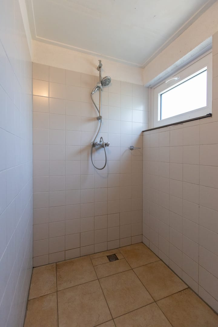 Photo 33 of Leliestraat 5