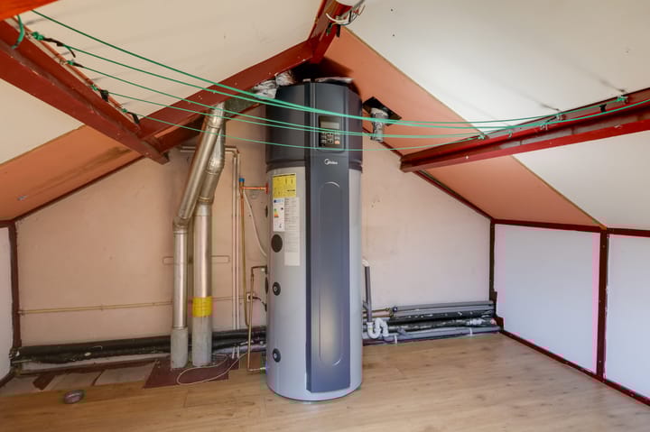 Photo 39 of Leliestraat 5