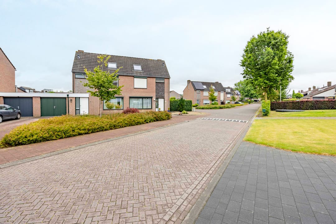 Foto 41 van Agter de hoven 9