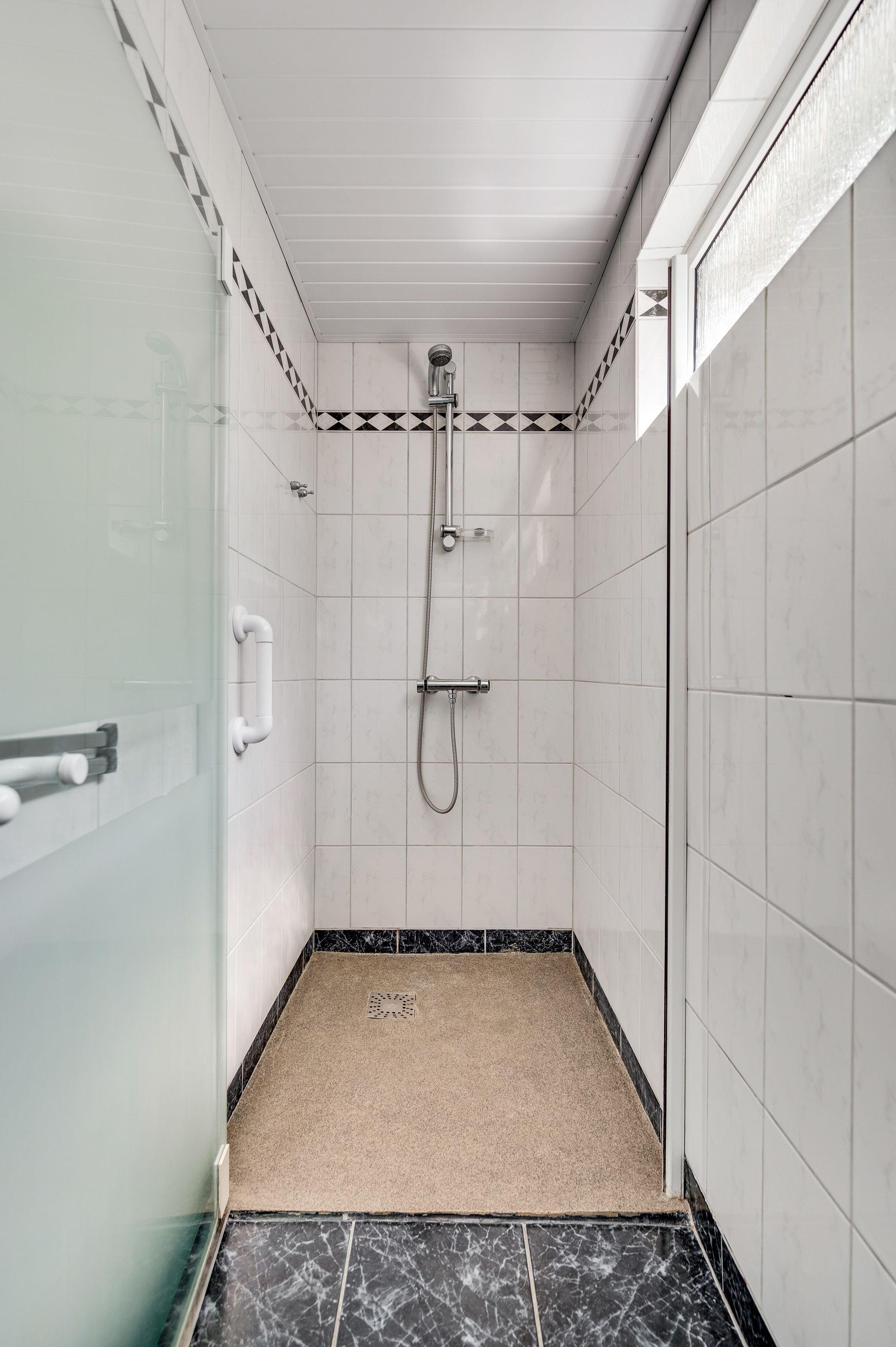 Photo 24 of Haelenerweg 17