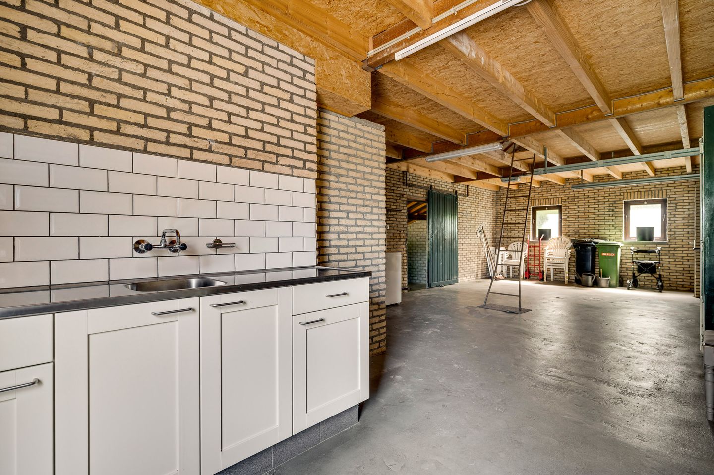 Photo 25 of Haelenerweg 17