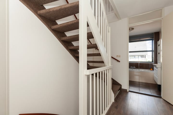 Photo 15 of Ocker Repelaerstraat 44