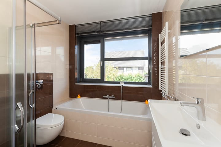 Photo 22 of Ocker Repelaerstraat 44