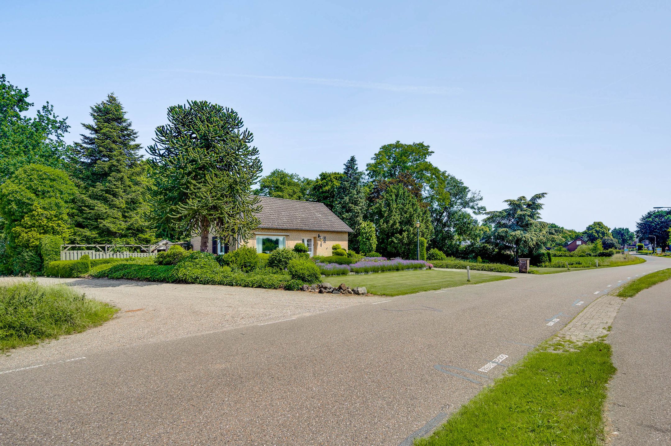 Photo 51 of Haelenerweg 17