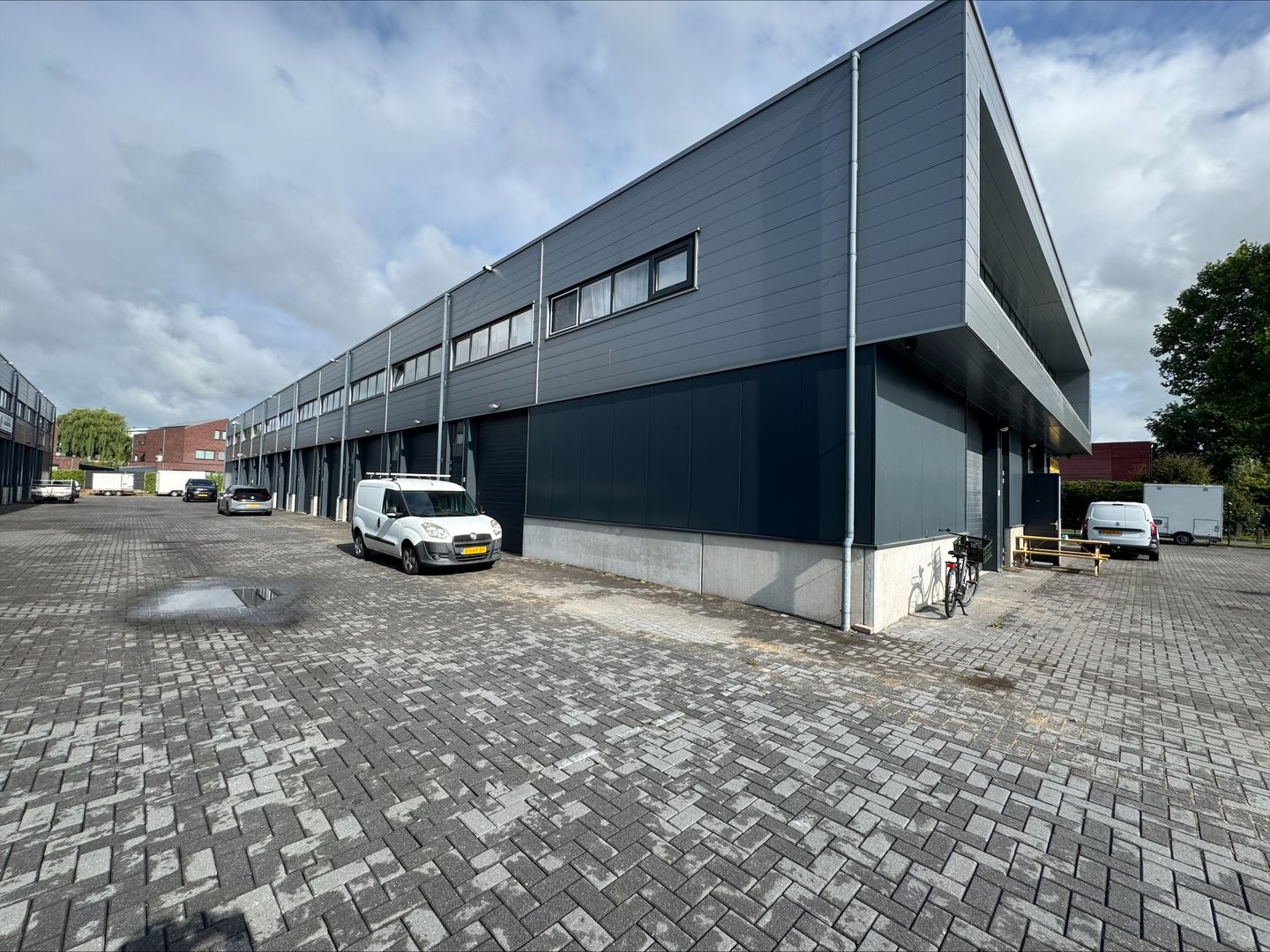 View photo 5 of Nijverheidsweg 18-B3