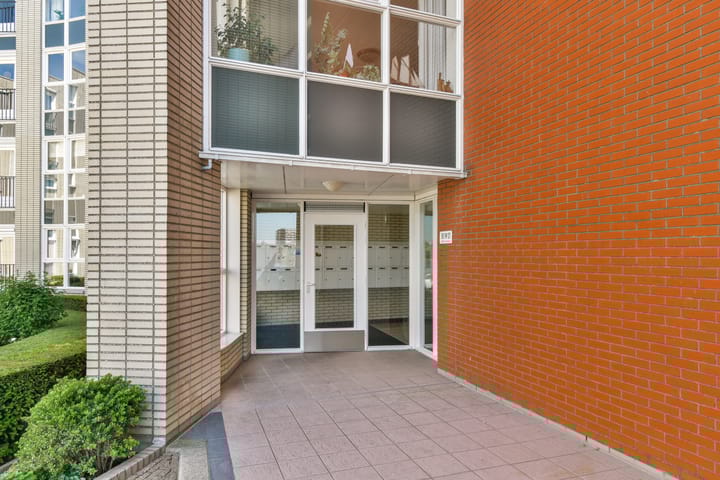 Foto 2 van Buiten Walevest 116