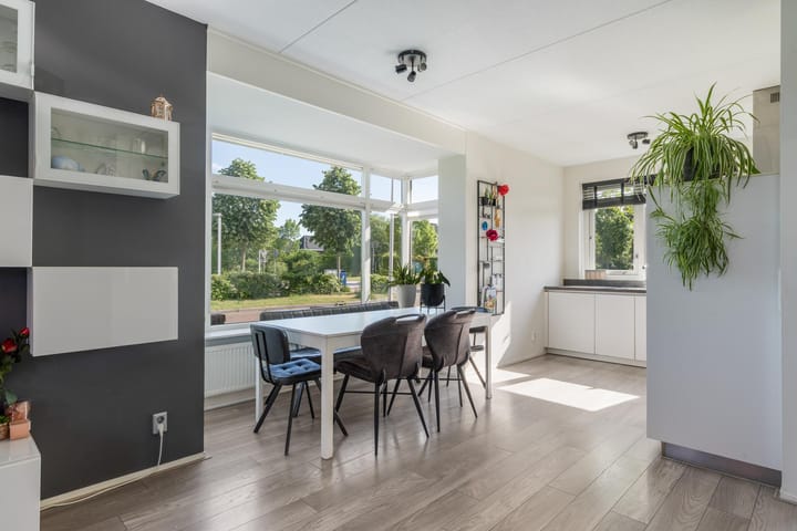 Foto 2 van Koningspage 109