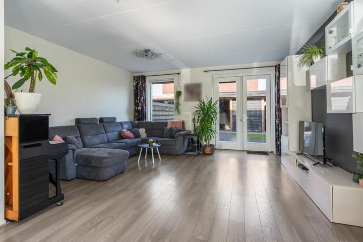 Foto 12 van Koningspage 109