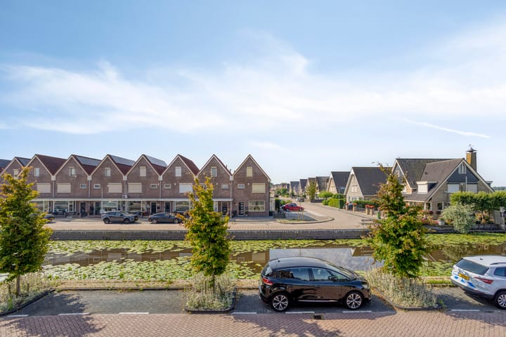 Photo 44 of Botter 39