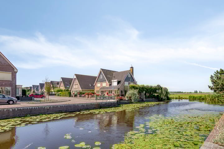 Photo 45 of Botter 39