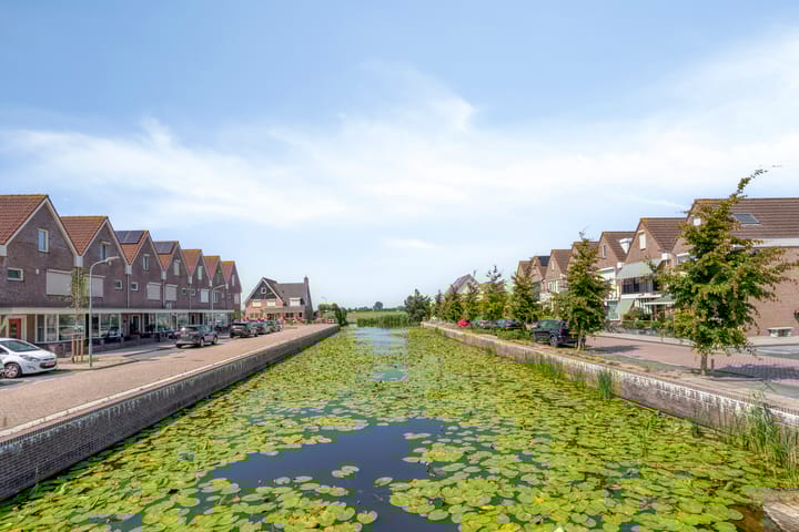 Photo 46 of Botter 39