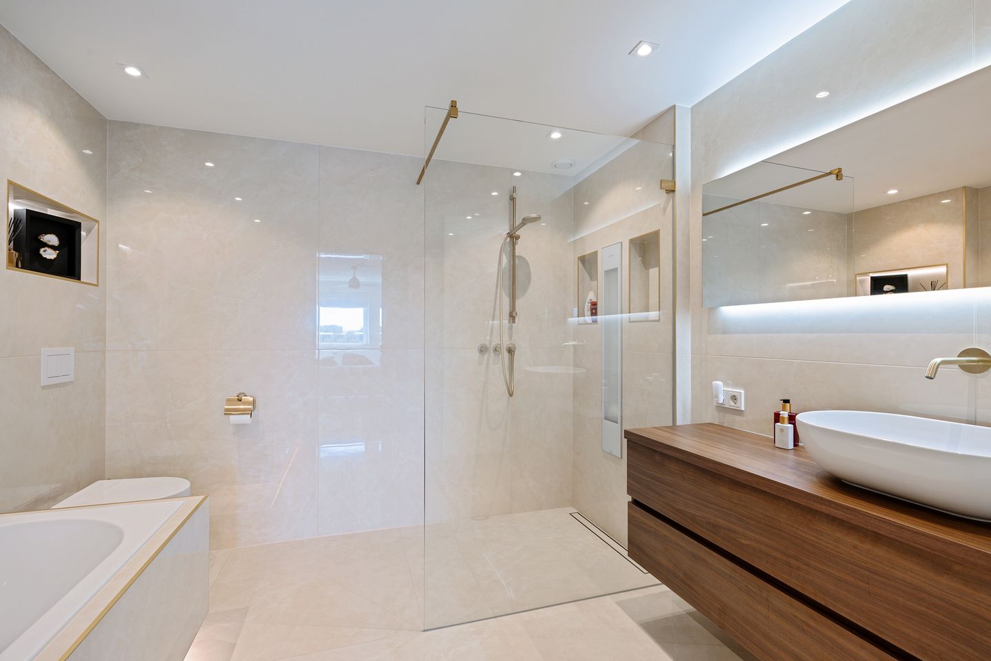 Foto 4 van Prins Clausplein 58