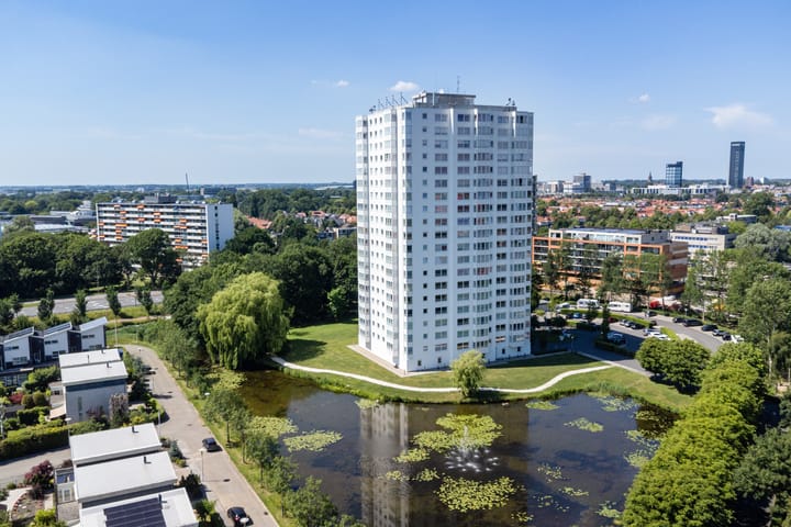 Foto 11 van Prins Clausplein 58