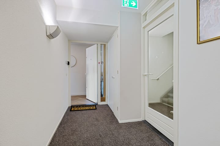 Foto 20 van Prins Clausplein 58