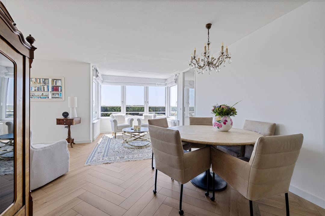 Foto 26 van Prins Clausplein 58