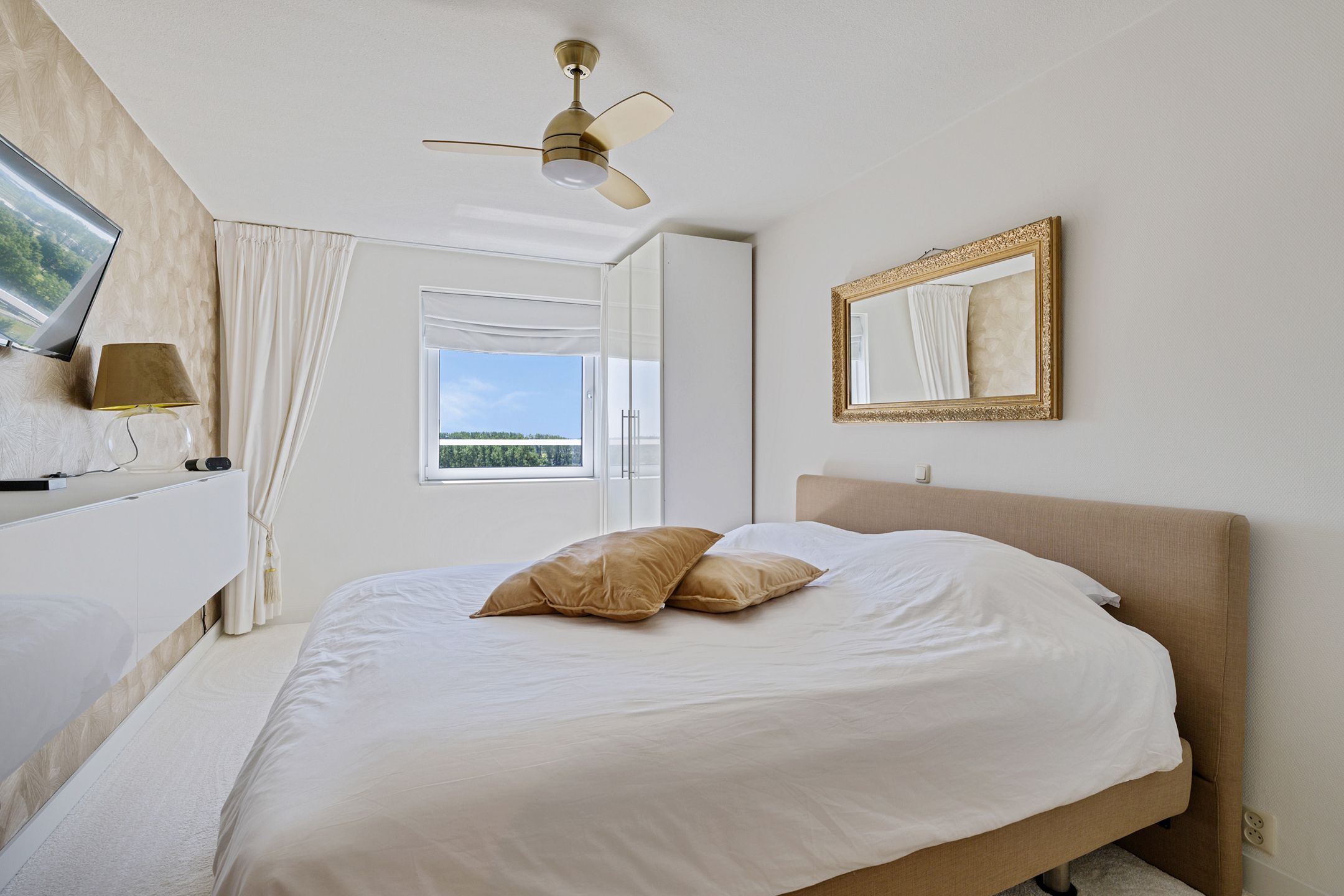 Foto 39 van Prins Clausplein 58