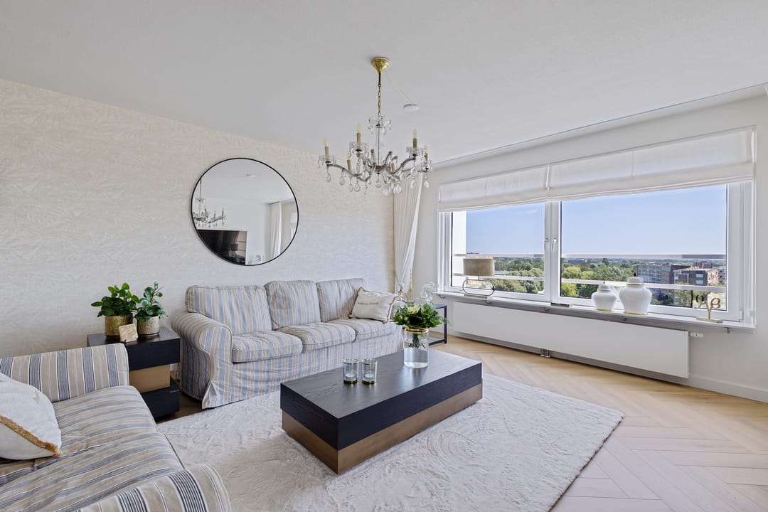 Foto 2 van Prins Clausplein 58