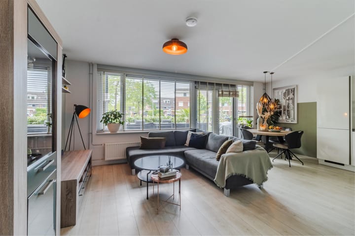 Foto 1 van Van Ravesteyndreef 77