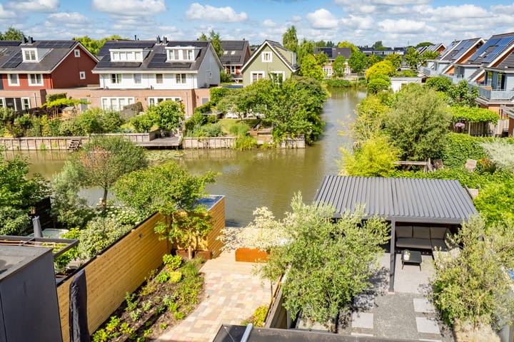 Foto 32 van Klokjesbloemlaan 11