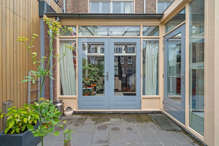 Foto 54 van Borneostraat 9