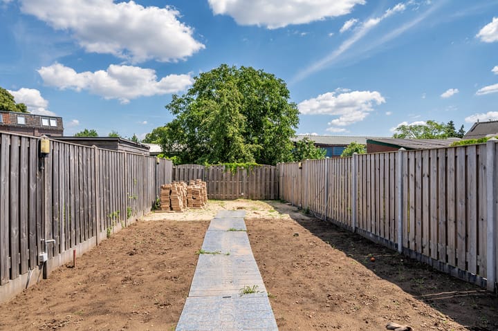 Foto 33 van Leeuwerikstraat 68