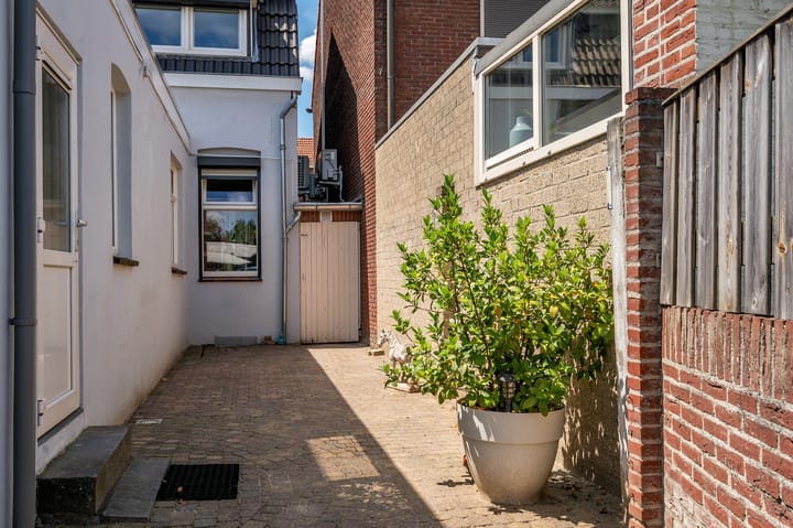 Foto 36 van Leeuwerikstraat 68